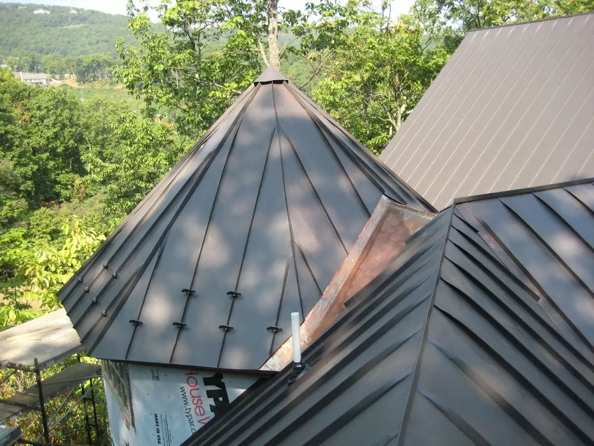 Professional Roof Tarp Installation by Craftsman Roofing in Valentine